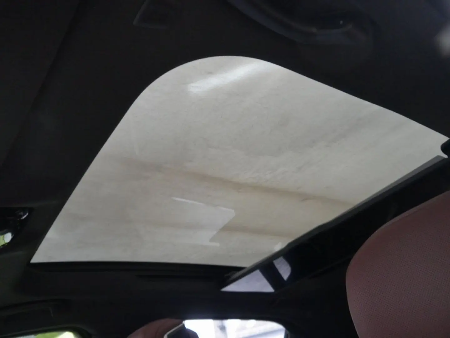 740d xDri 1199 - 0Anz M-Sport Executive Loung TV