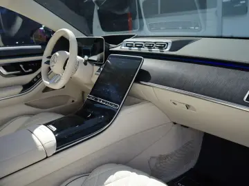 S450 4Matic AMG PANO HuD EXKLUSIV BURM DIGITAL