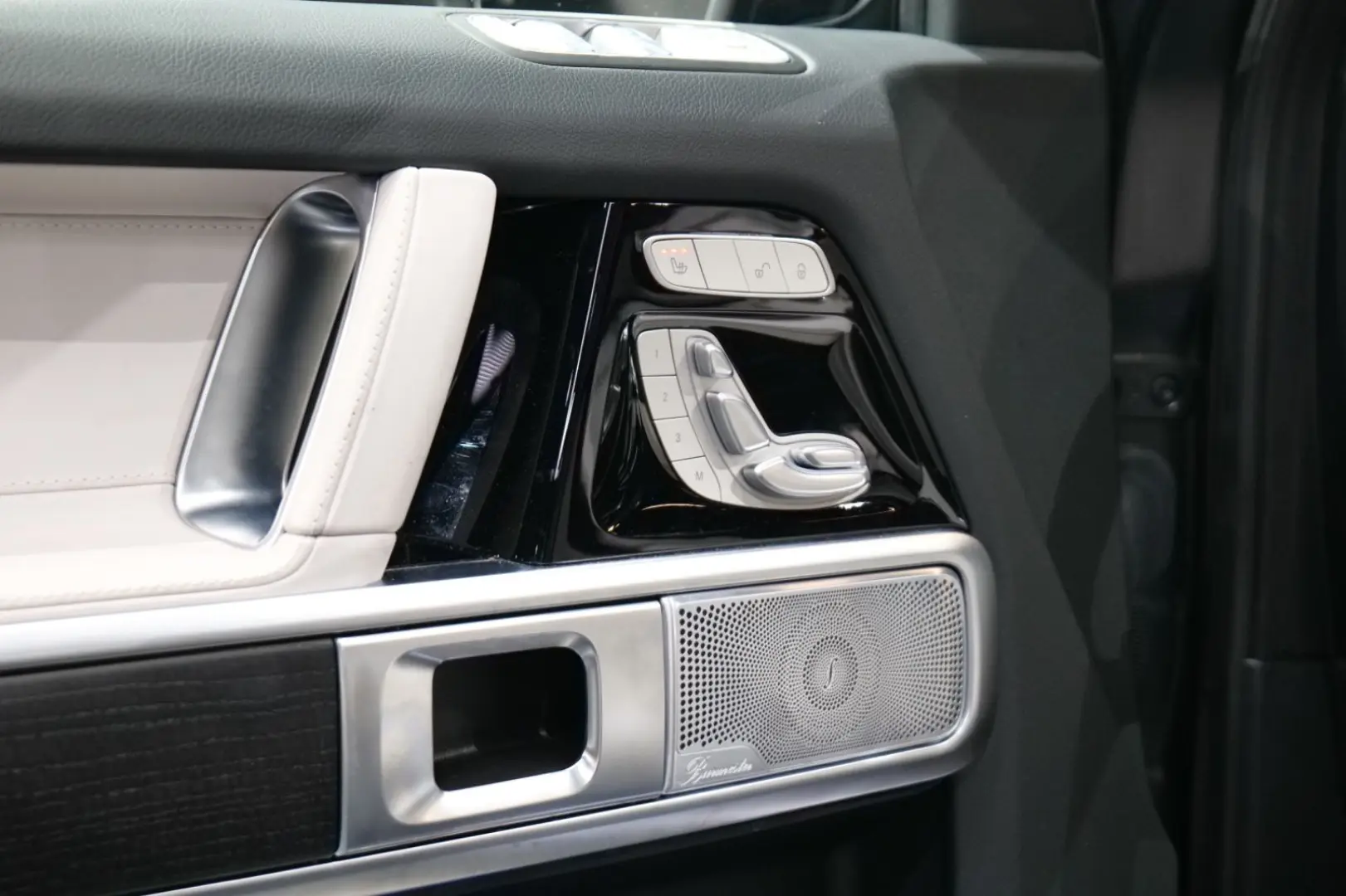 G 450 AMG Sportpaket NightPaket Burmester MwSt