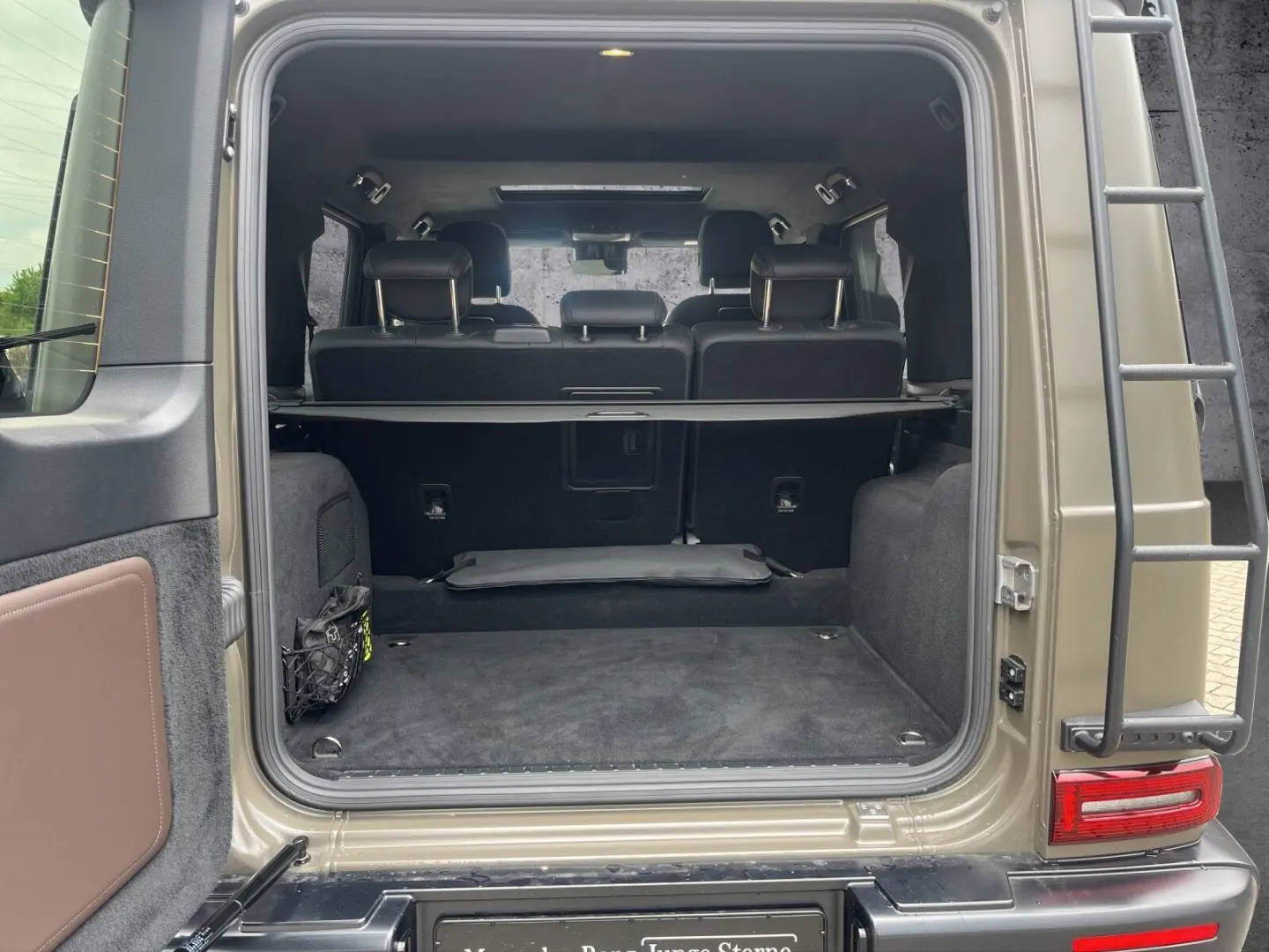 G 400 d PROFESSIONAL AHK NIGHT STANDHZ MASSAGE