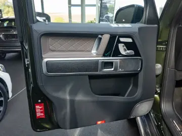 AMG G 63 oliv Holzboden Kirsche Sthzg Sitzkl AHK
