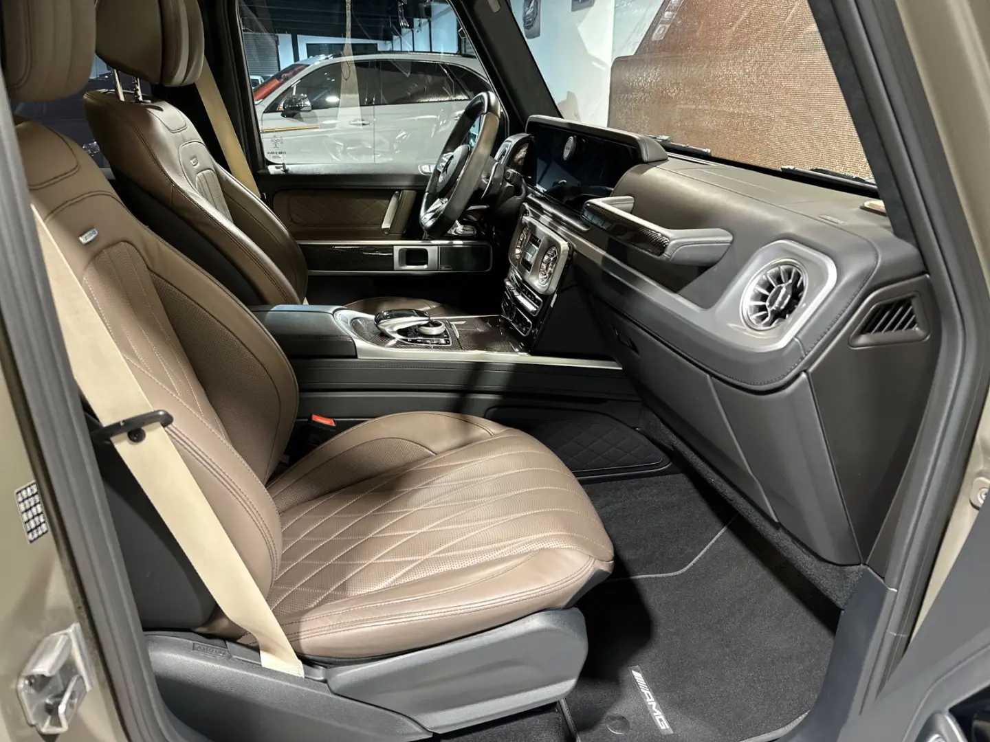 G 63 AMG  G700 BRABUS  23  SPORTAUSPUFF