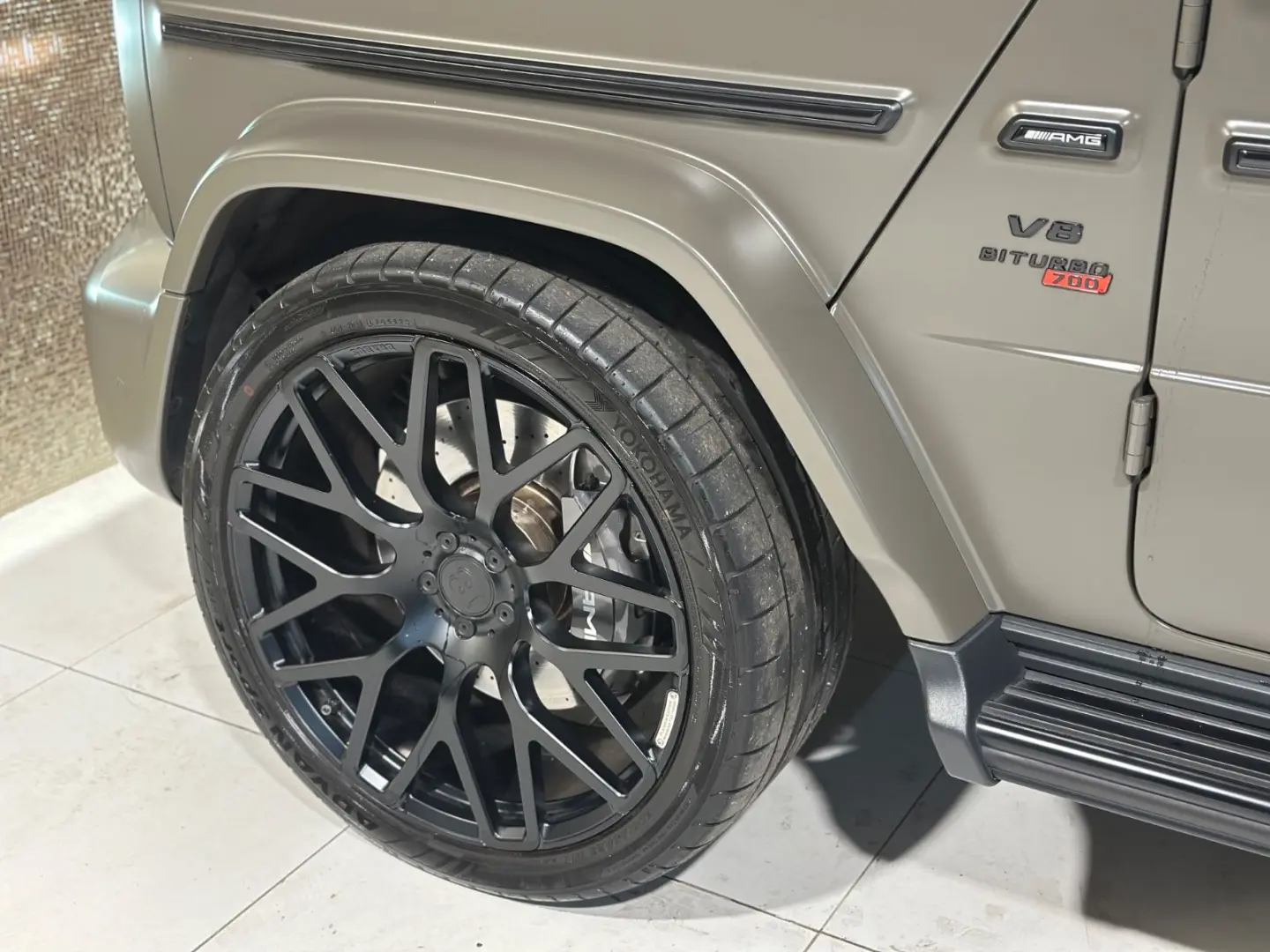 G 63 AMG  G700 BRABUS  23  SPORTAUSPUFF