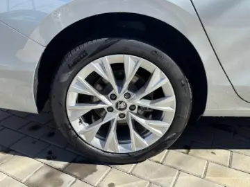 Skoda Superb 2.0 TDI DSG 4X4 Selection