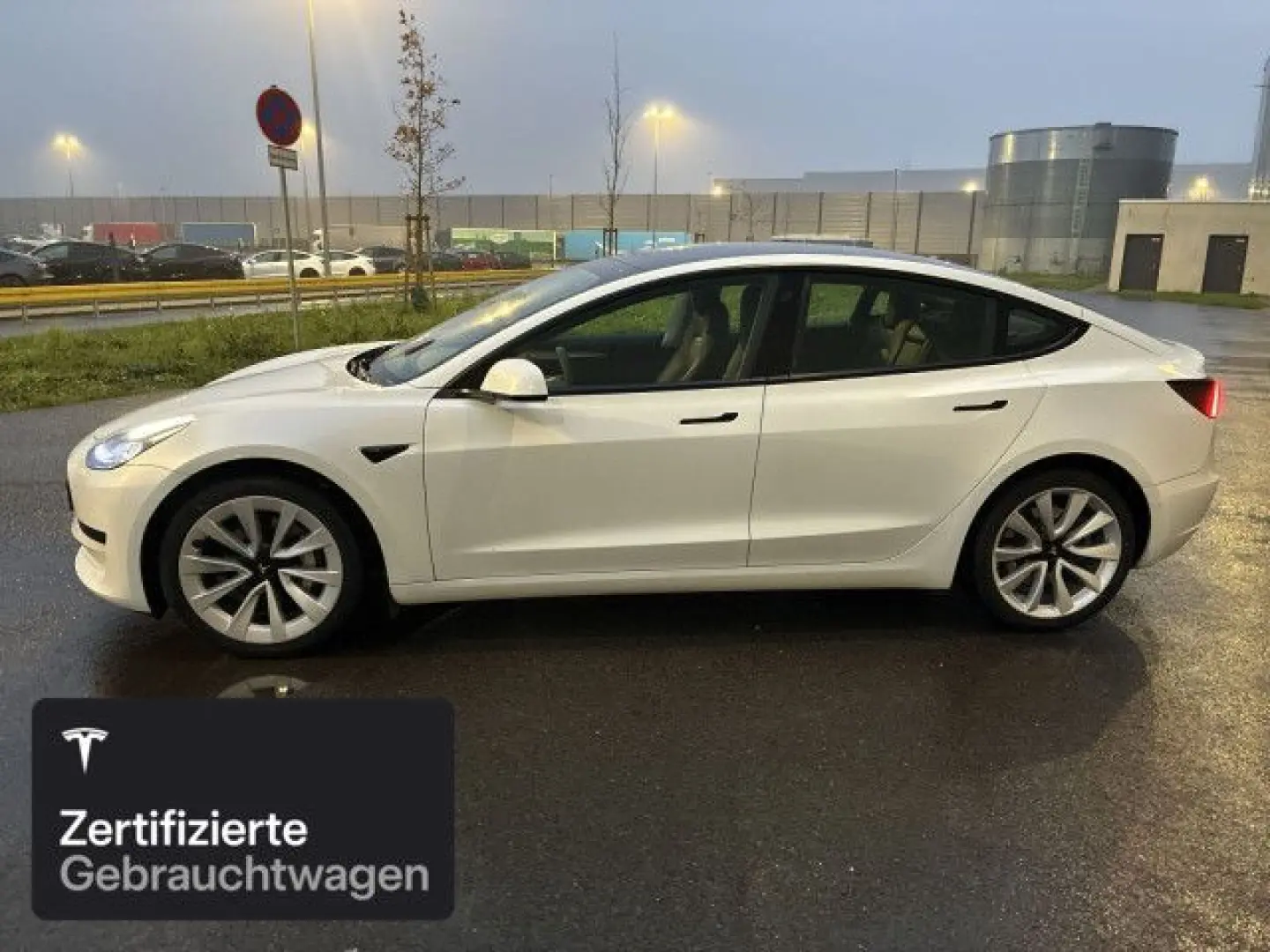 Model 3 Rear-Wheel Drive