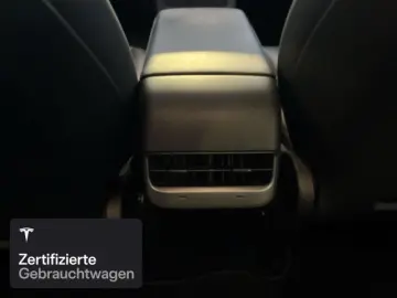 Model 3 Rear-Wheel Drive