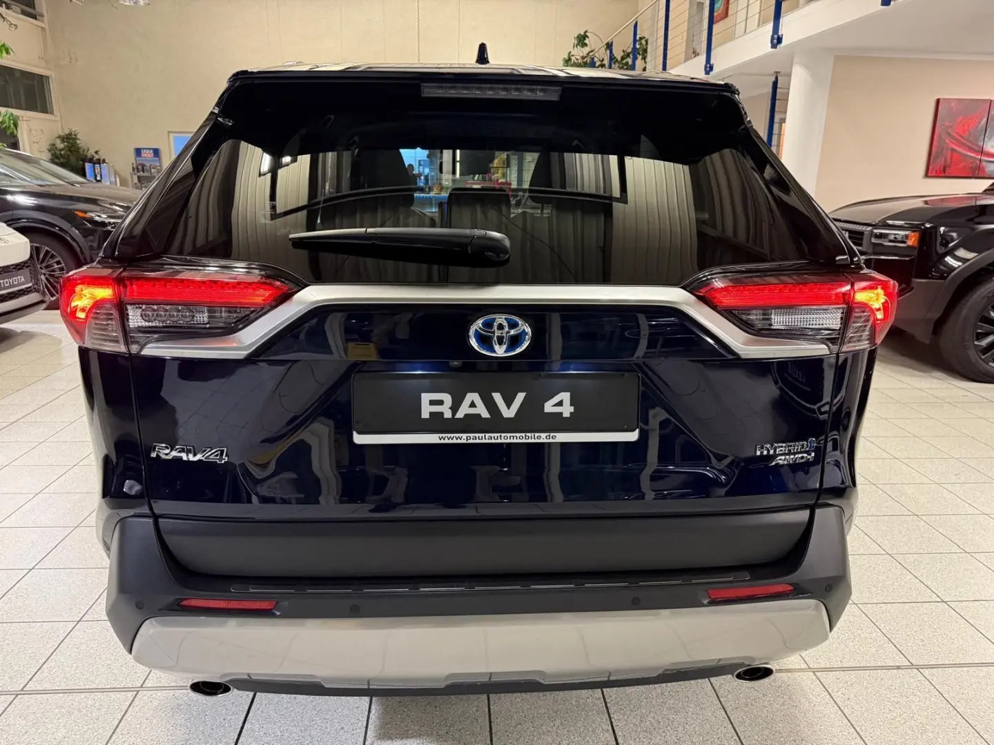 RAV 4 HYBRID-4x4-LED-LEDER-KAMERA-MOD. 2024