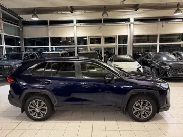 RAV 4 HYBRID-4x4-LED-LEDER-KAMERA-MOD. 2024
