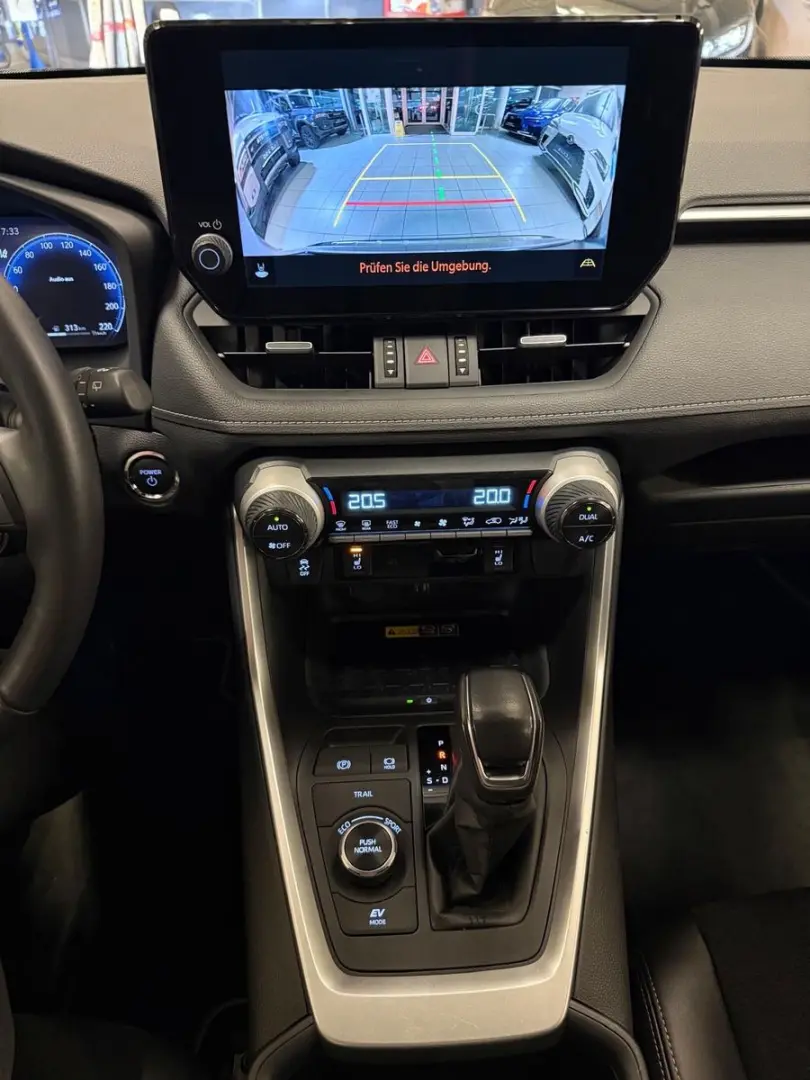 RAV 4 HYBRID-4x4-LED-LEDER-KAMERA-MOD. 2024