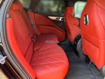 XM 50e 23  Autobahnassistent AHK Massage H K PA