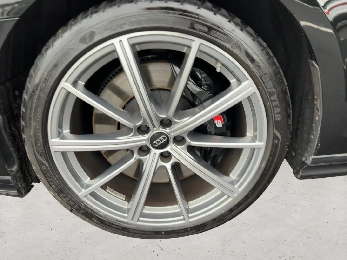 S8 4.0 TFSI Q MATRIX APP DAB AHK HUD SHZ VIRT