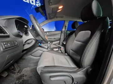 HYUNDAI TUCSON STYLE 1.6i 2WD