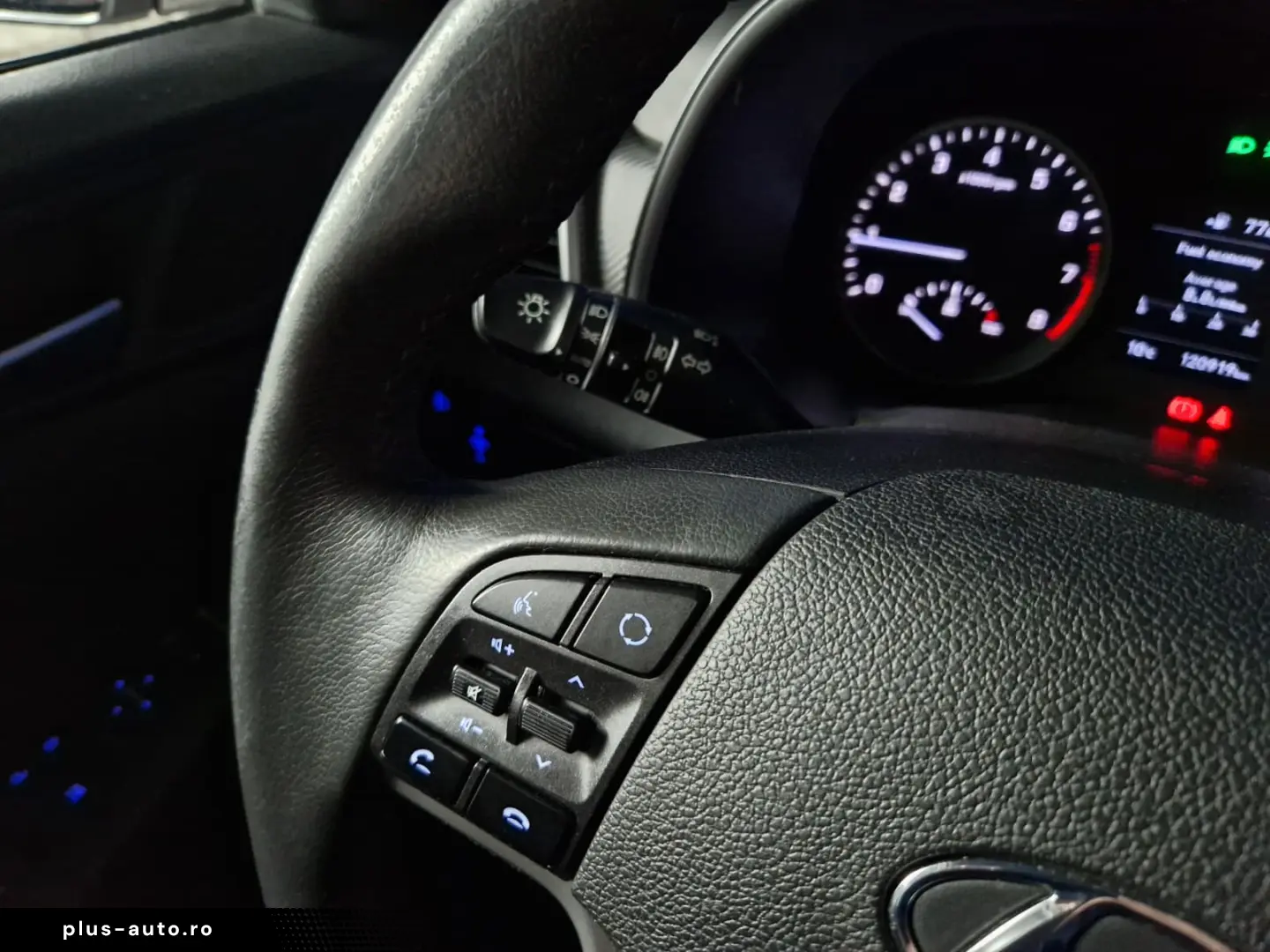 HYUNDAI TUCSON STYLE 1.6i 2WD