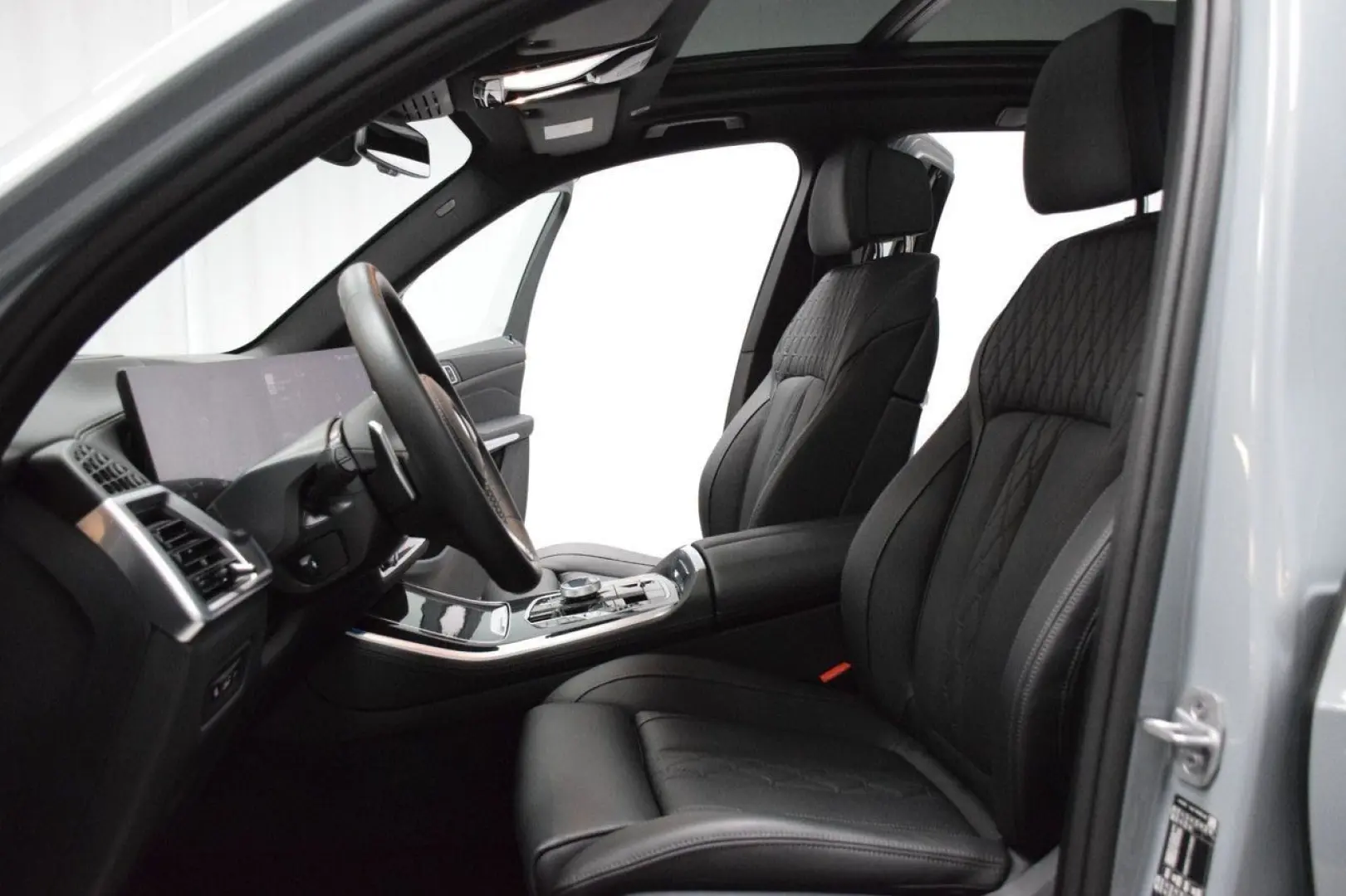 X5 50 e xDrive50e 50e 490hp M Sport Pro Pano VAT