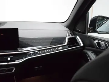 X5 50 e xDrive50e 50e 490hp M Sport Pro Pano VAT