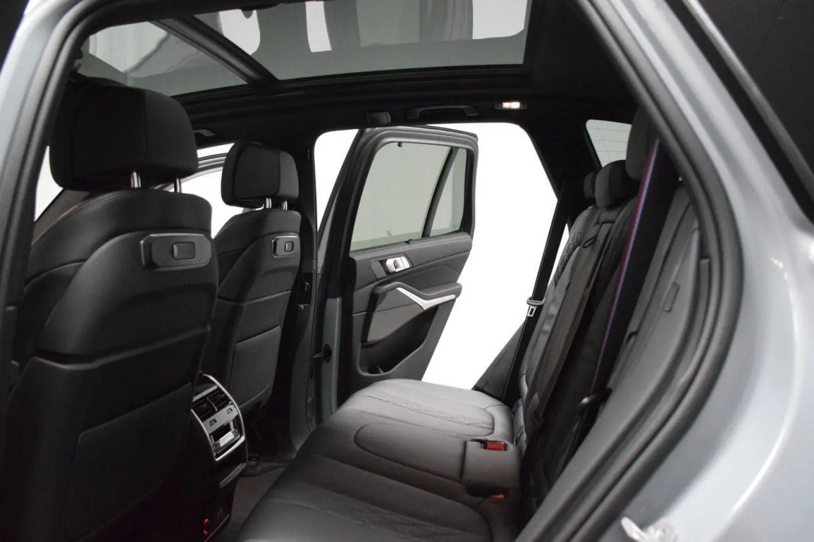 X5 50 e xDrive50e 50e 490hp M Sport Pro Pano VAT