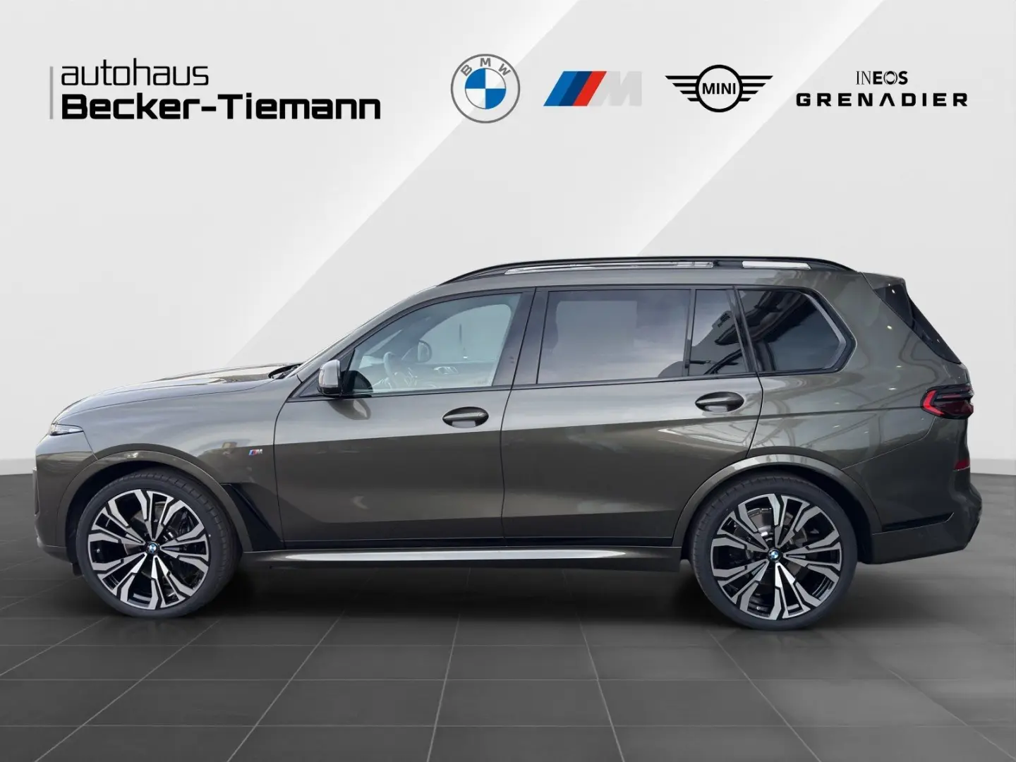 X7 xDrive40d M Sport Pro   AHK   Panoramadach