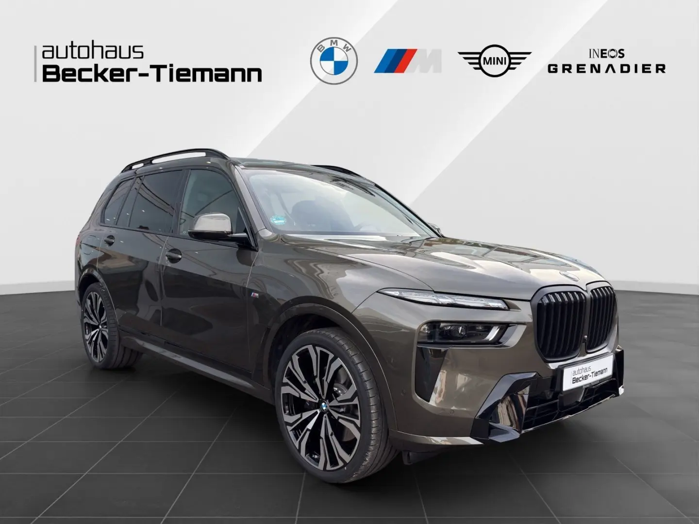 X7 xDrive40d M Sport Pro   AHK   Panoramadach