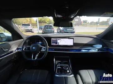 i7 60   M-SPORT-PRO   AHKLP   DRIV PARK PRO