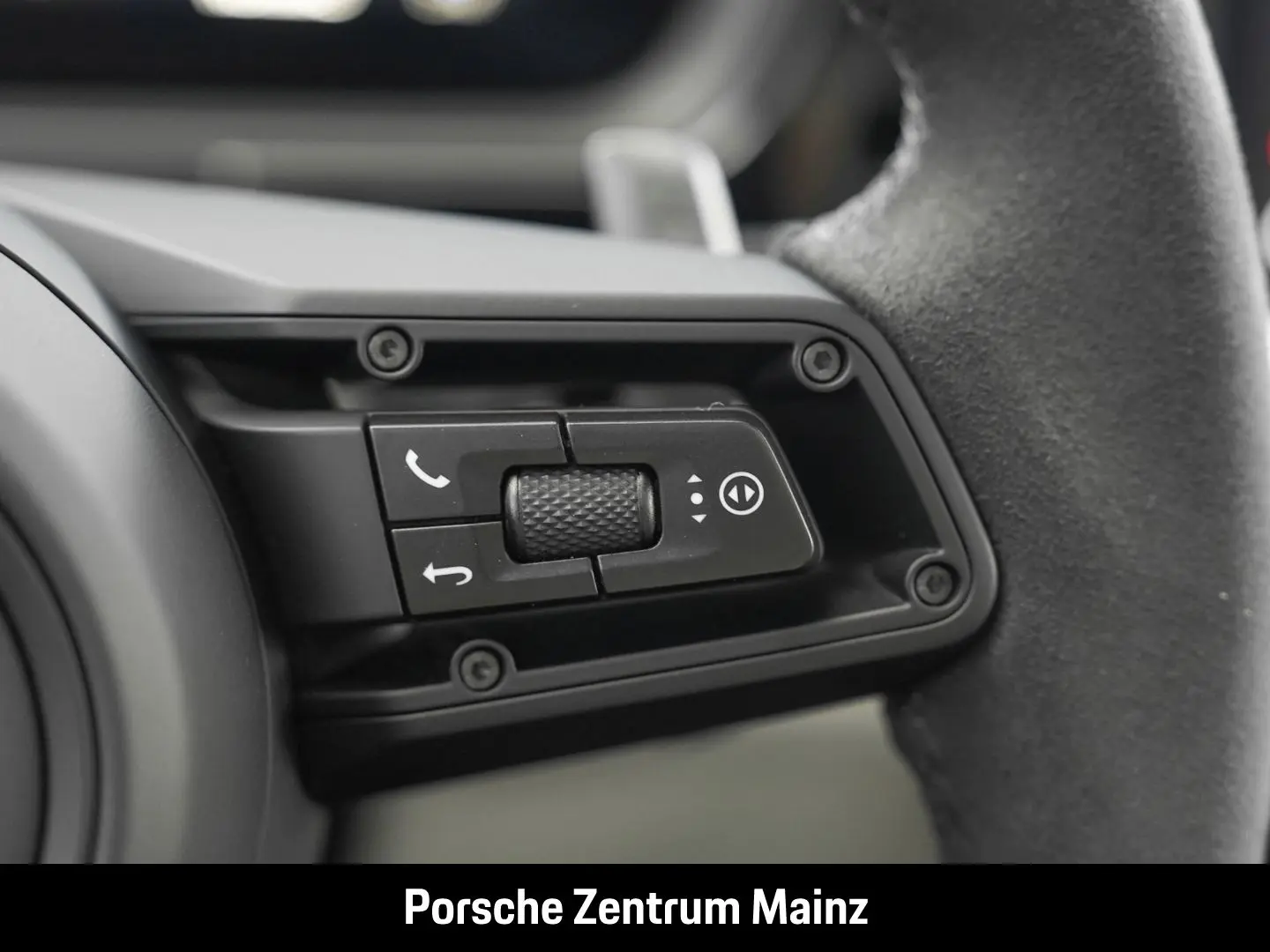 Cayenne S Coupe HA-Lenkung InnoDrive BOSE 21-Zol