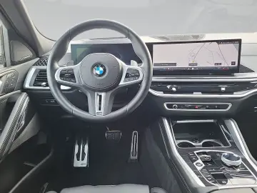 X6 M60i xDrive M SPORT Massage Sitzbelüft Standh