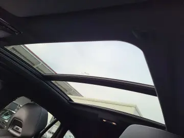 X6 M60i xDrive M SPORT Massage Sitzbelüft Standh