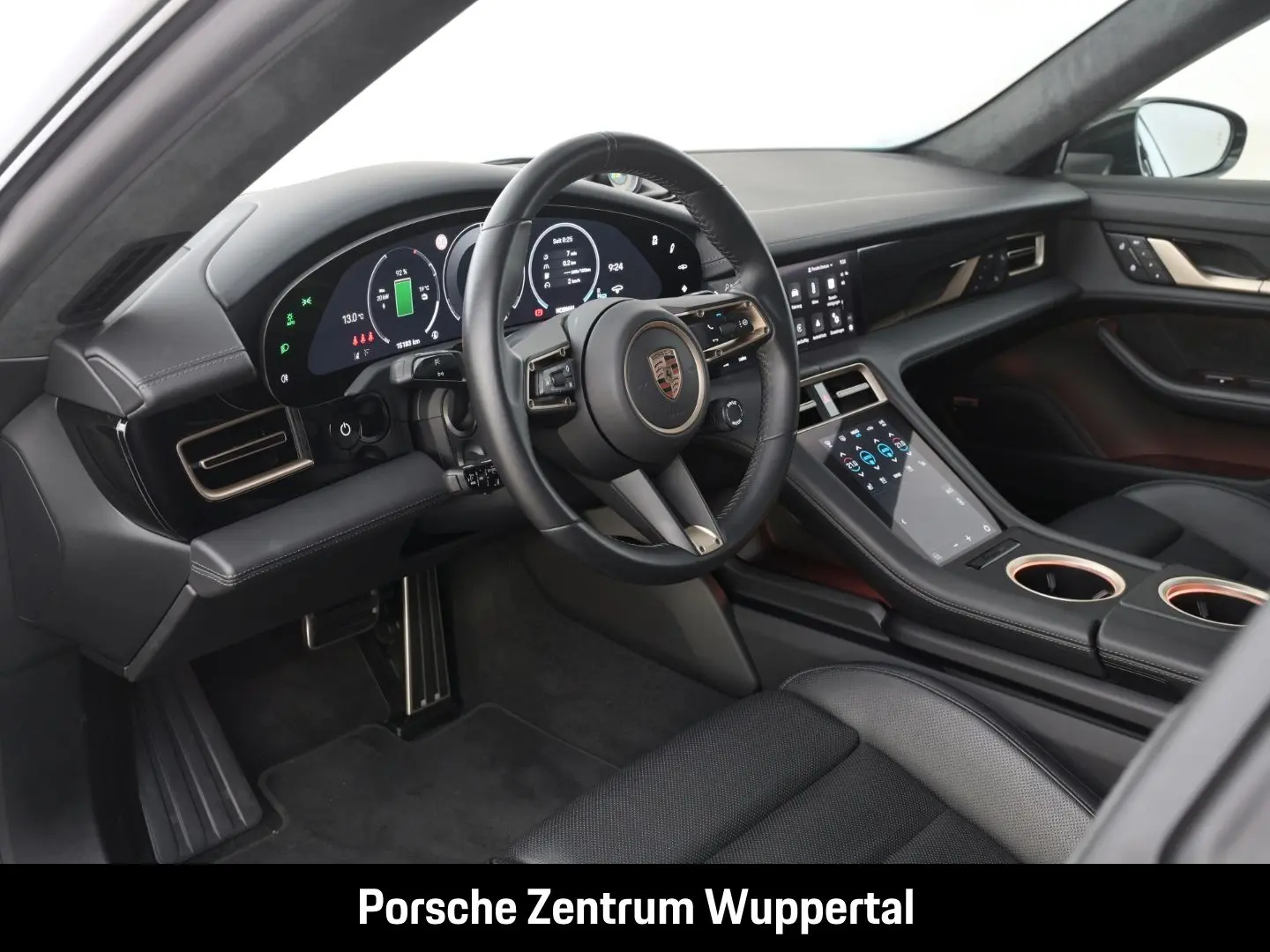 Taycan 4 Cross Turismo Surround-View HD-Matrix