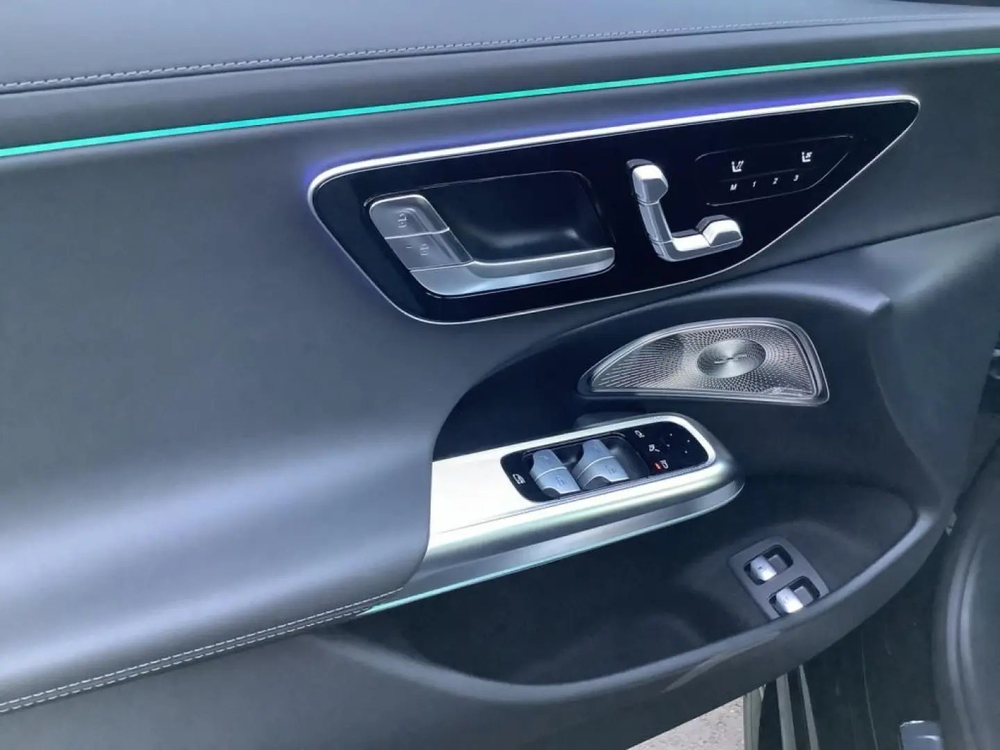 AMG E 53 Hybrid 4M  T AMG NIGHT Superscreen