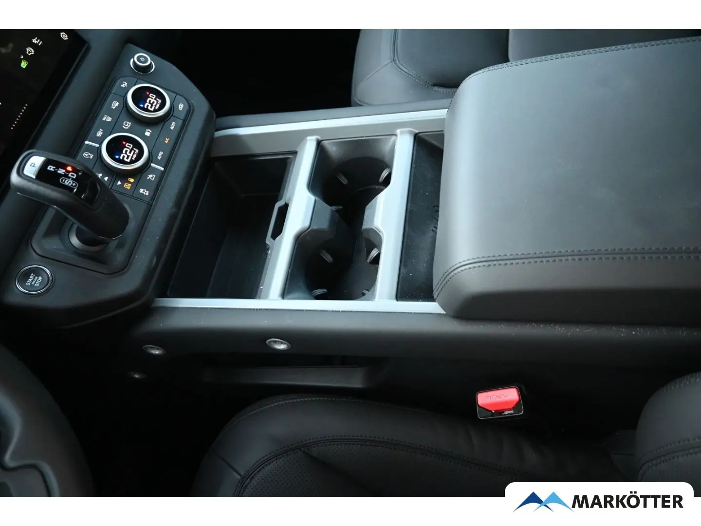 Defender 110 P425 X  ACC 360  S-Dach Standheiz