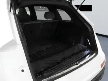 SQ7 4.0 TFSI Quattro 507hp 7-SEAT PANORAMA  VAT