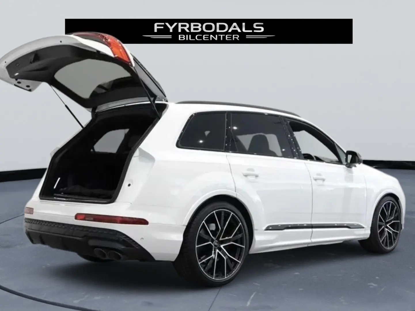 SQ7 4.0 TFSI Quattro 507hp 7-SEAT PANORAMA  VAT