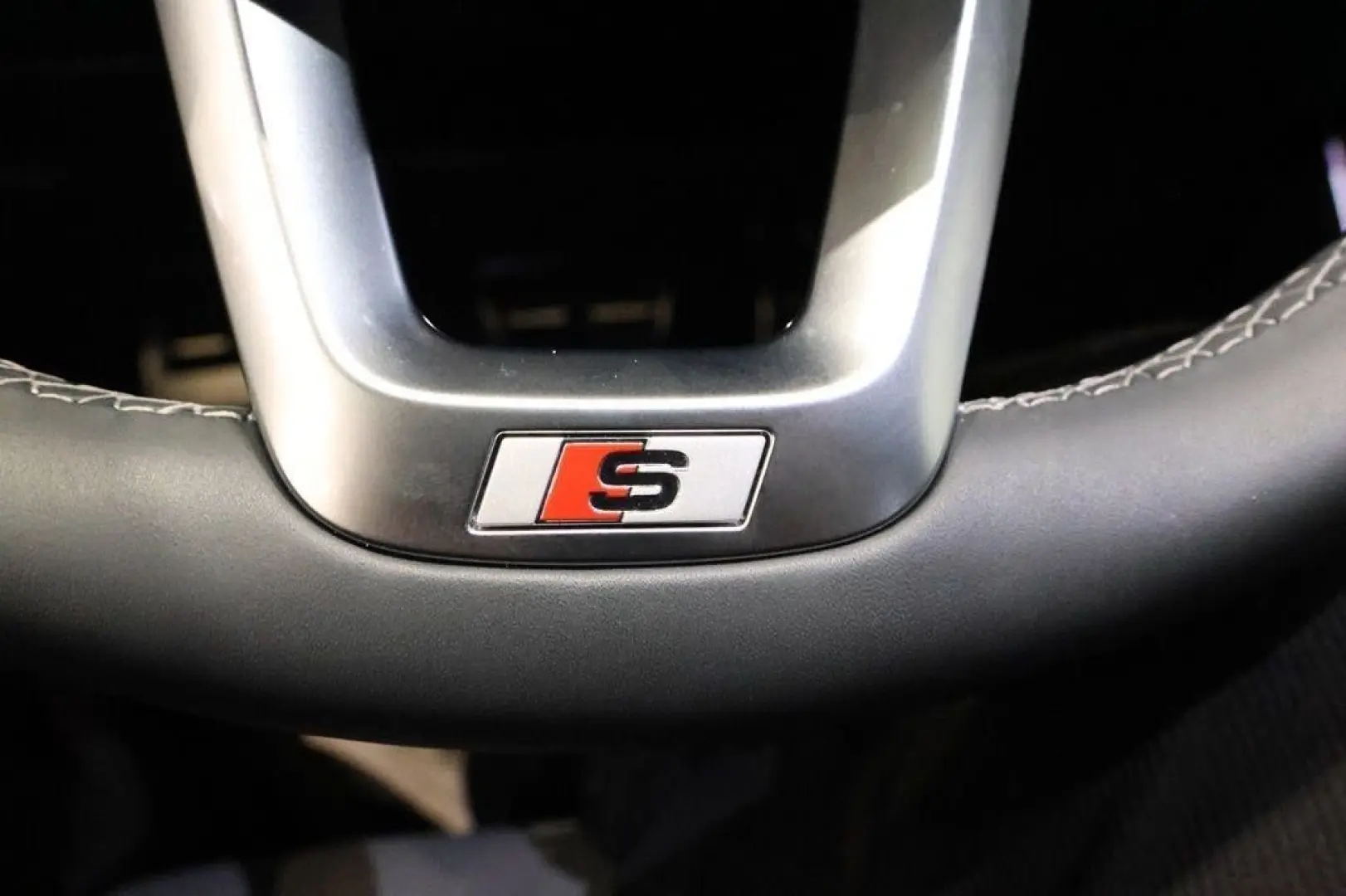 SQ7 4.0 TFSI Quattro 507hp 7-SEAT PANORAMA  VAT