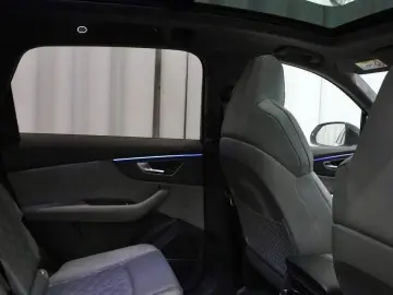 SQ7 4.0 TFSI Quattro 507hp 7-SEAT PANORAMA  VAT