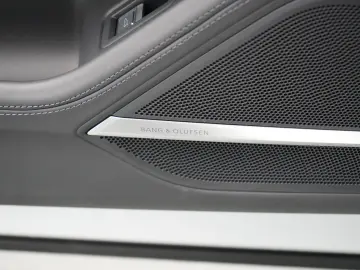 S8 KAM 360  B&O NAVI VIRT ACC ALLRADLENKUNG HUD