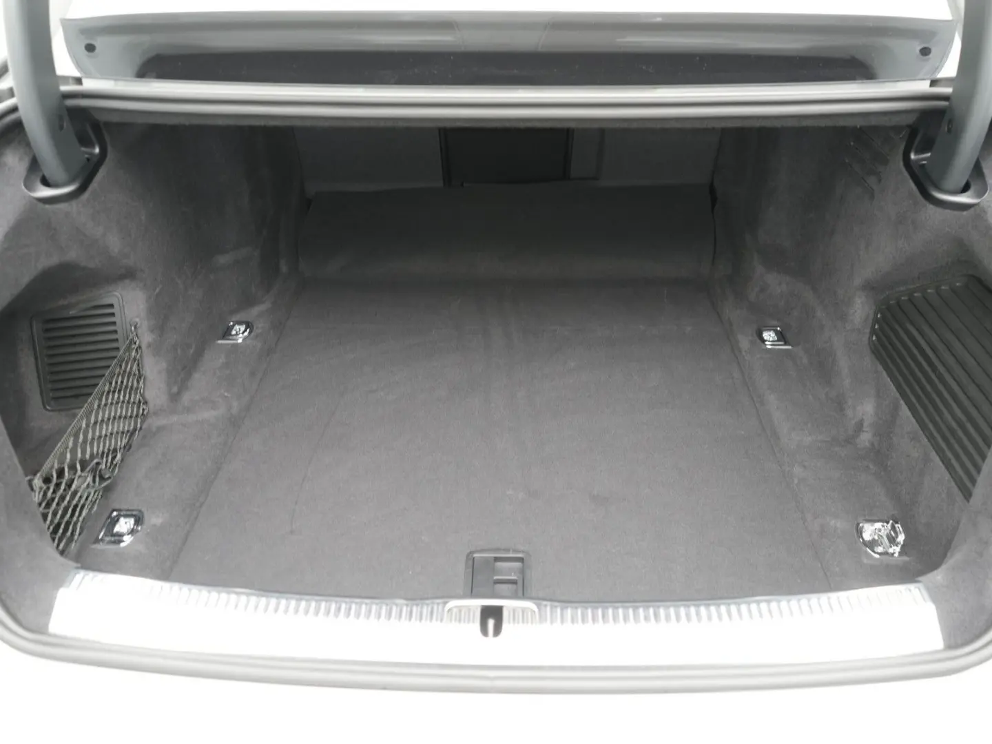 S8 KAM 360  B&O NAVI VIRT ACC ALLRADLENKUNG HUD