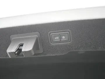 S8 KAM 360  B&O NAVI VIRT ACC ALLRADLENKUNG HUD