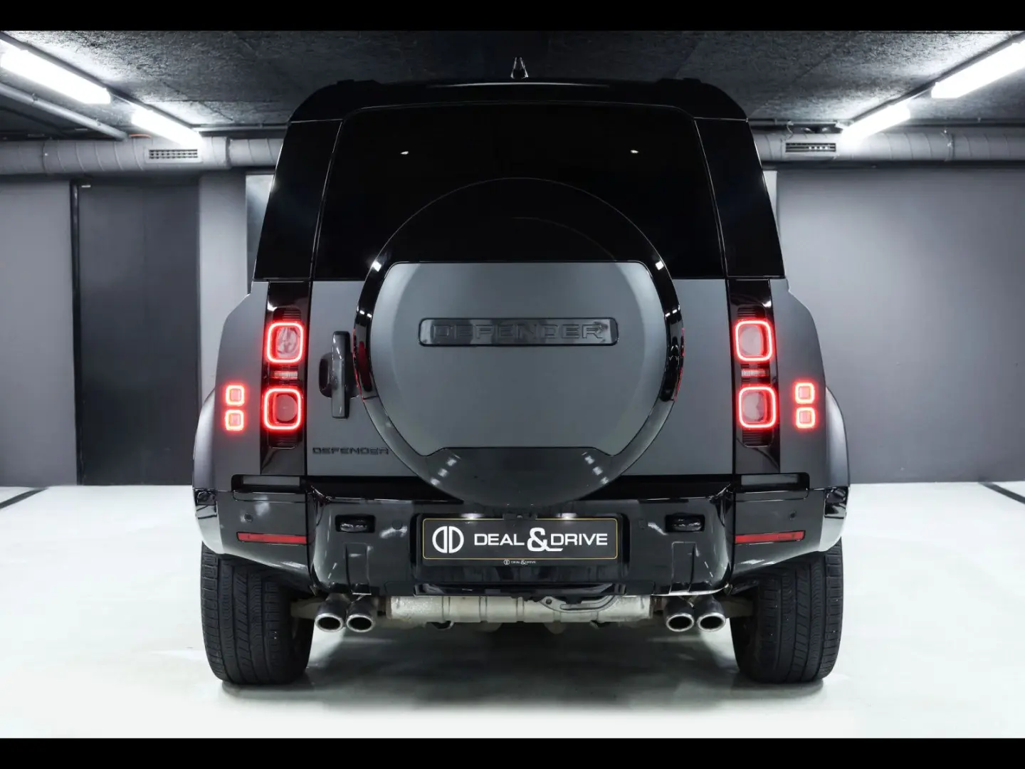 Defender 110 P425 X AWD XPEL MAT BLACK PACK AHK