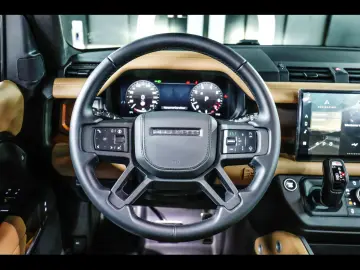 Defender 110 P425 X AWD XPEL MAT BLACK PACK AHK