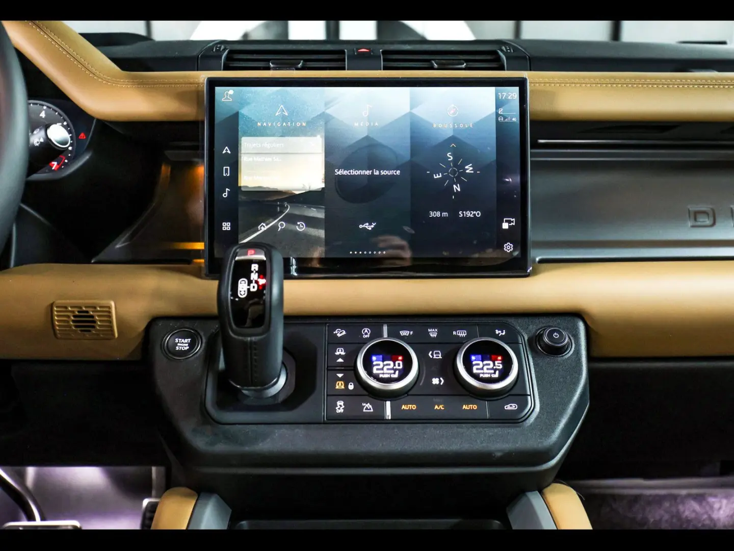 Defender 110 P425 X AWD XPEL MAT BLACK PACK AHK