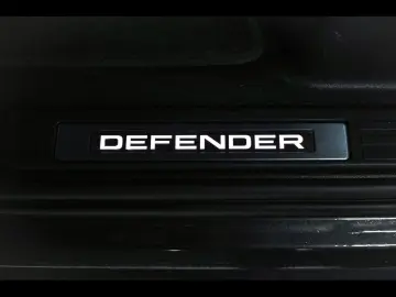 Defender 110 P425 X AWD XPEL MAT BLACK PACK AHK