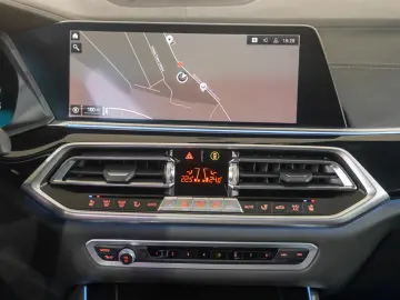BMW X5 xDrive45e