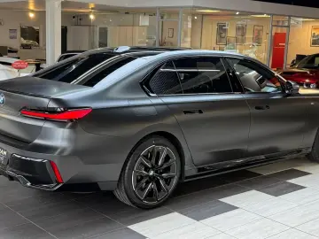 i7 xDr 60 M Sport Pro FROZEN Theatre Individuall