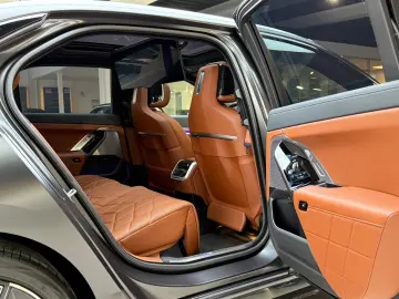 i7 xDr 60 M Sport Pro FROZEN Theatre Individuall