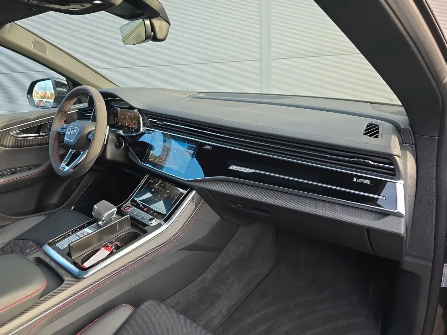 RSQ8 AHK PANO KERAMIK LEDER UPE 175T