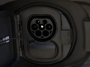 Range Rover Sport P460e Dynamic HSE Hybrid Pano