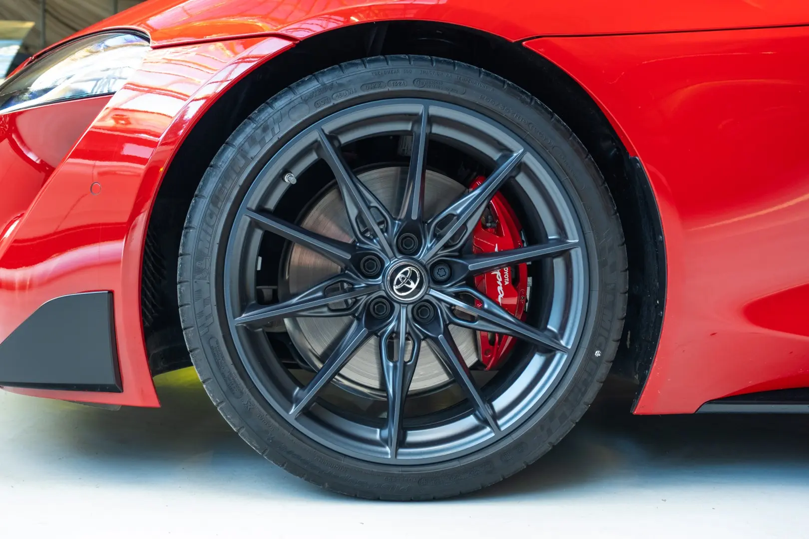 TOYOTA SUPRA GR 3.0 AT Legend