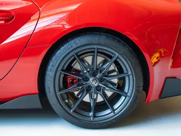 TOYOTA SUPRA GR 3.0 AT Legend