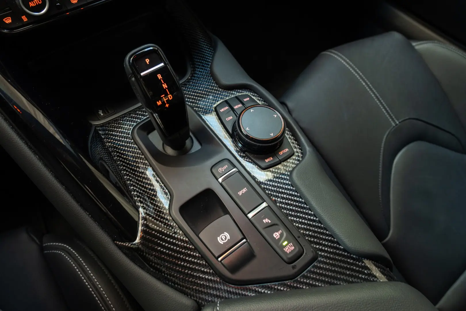 TOYOTA SUPRA GR 3.0 AT Legend