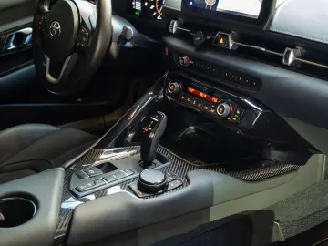 TOYOTA SUPRA GR 3.0 AT Legend