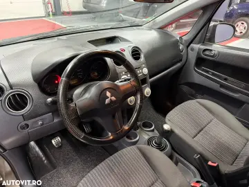 Mitsubishi Colt CZ3 1.3 Motion Plus